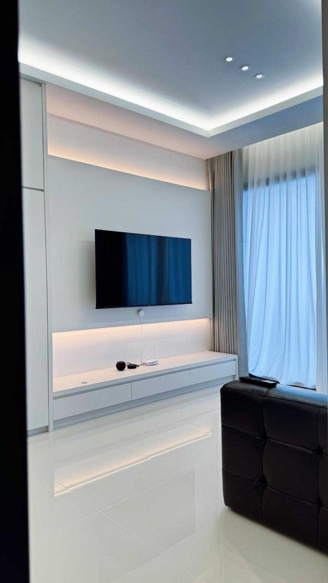 Apartment Fully Smart In Sunway Velocity2 Kuala Lumpur